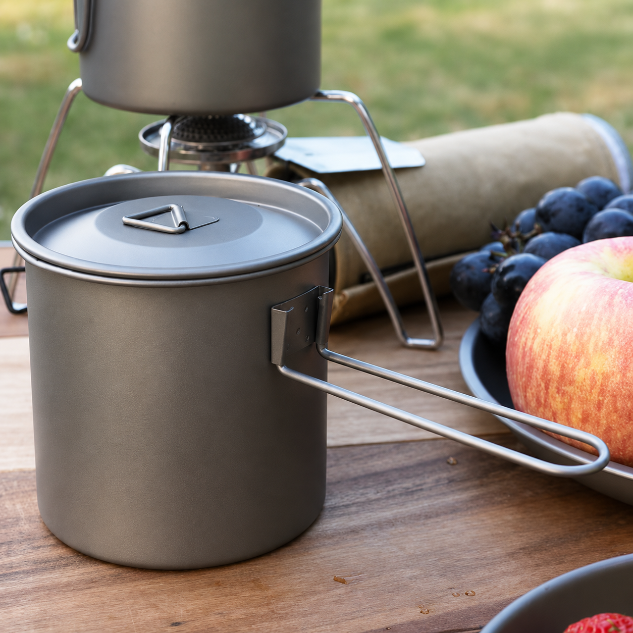 Ultra-Lightweight 750ml Titanium Camping Cup